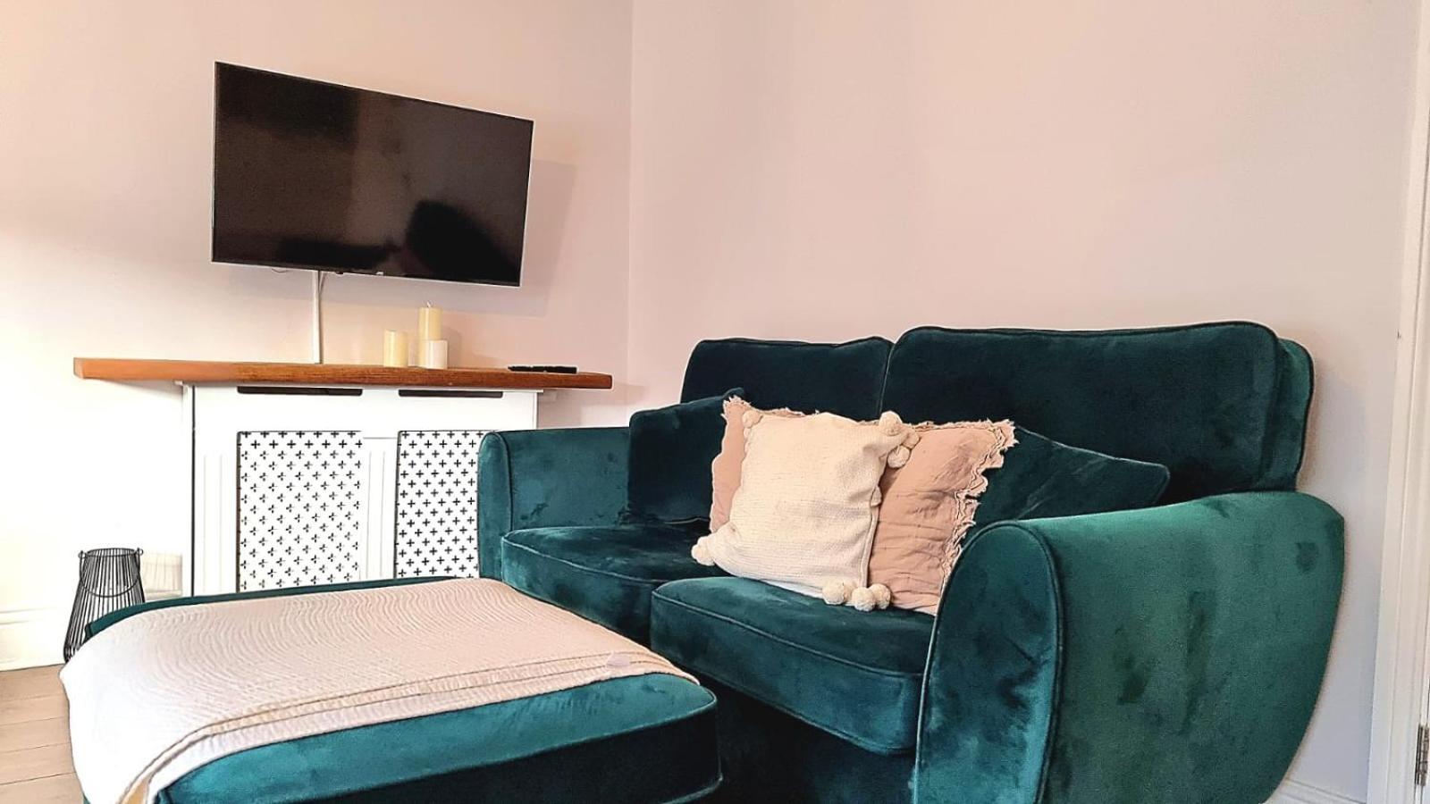 Top Floor 1Br Apartment Central Matlock Matlock  Kültér fotó